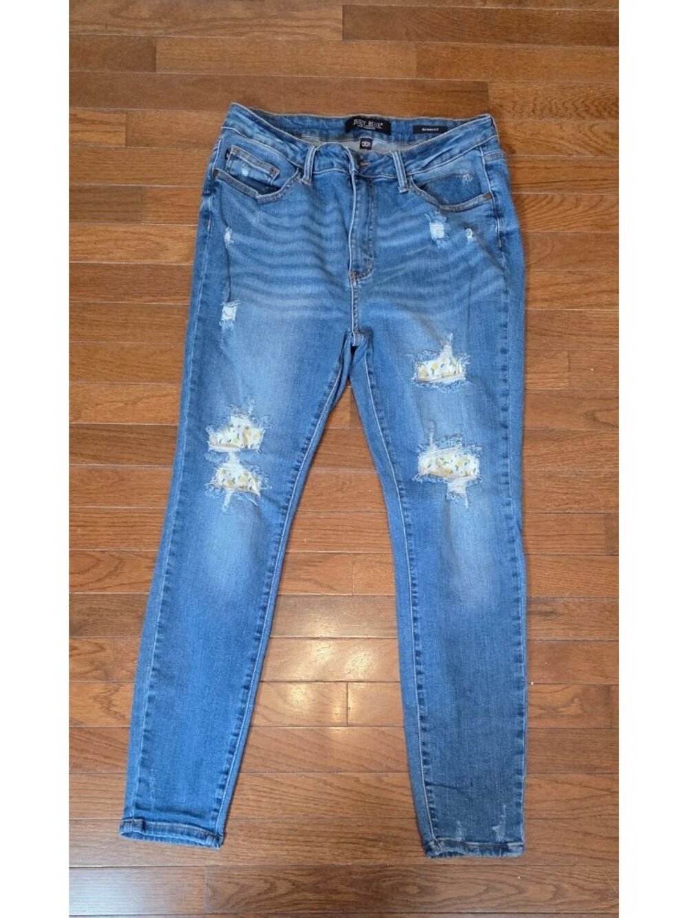 Judy Blue Size 13 Distressed Mid Rise Skinny Jeans Stretch Denim Women's Pants